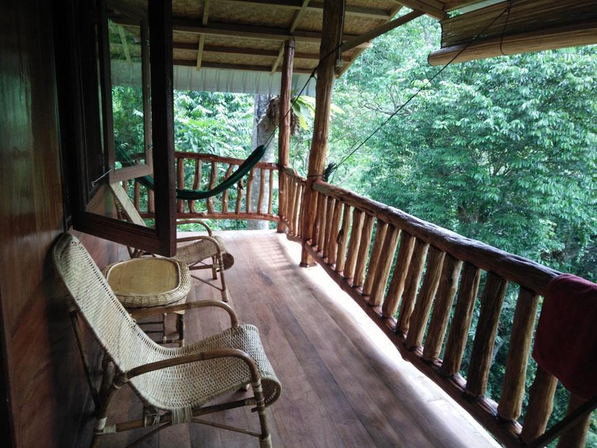 On The Rocks Bungalows, Restaurant And Jungle Trekking Tours Bukit Lawang Exterior foto
